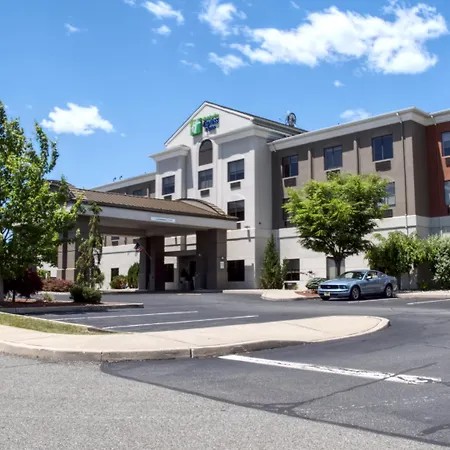 Holiday Inn Express Hotel & Suites Newton Sparta By Ihg